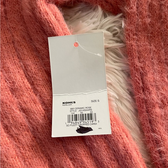 SO Fuzzy Cropped Cardigan 💕 - Picture 10 of 10